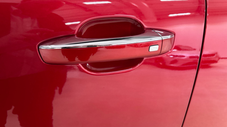 MG Hs 1.5 T-GDI Exclusive 5dr DCT Petrol Hatchback